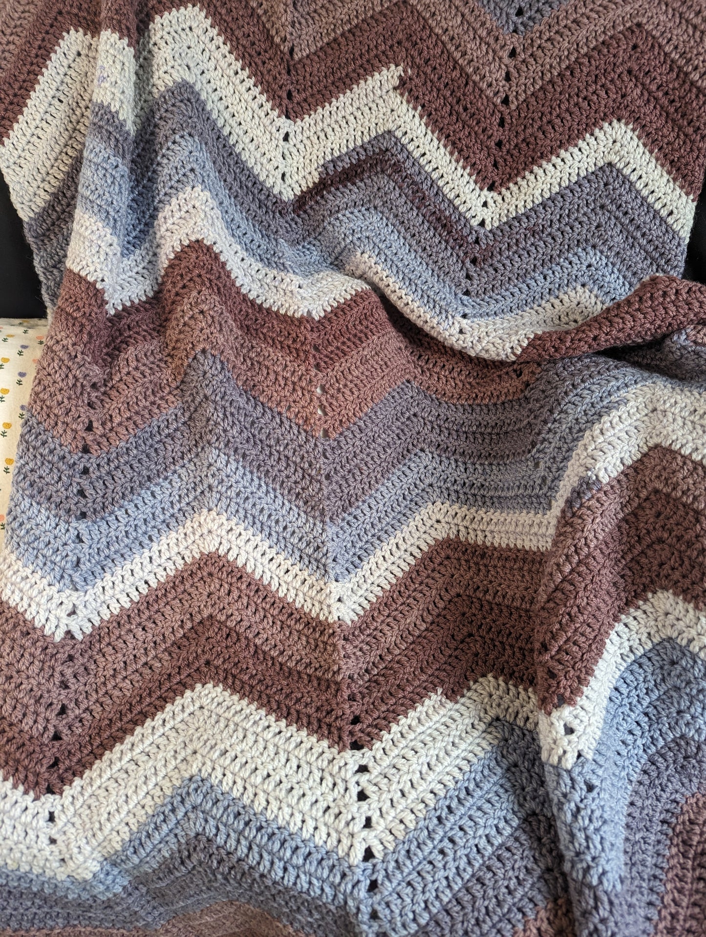 Throw Blanket - Berries & Cream